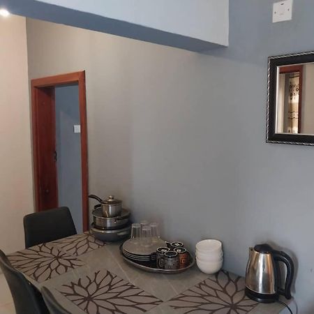 Emmrose Apartments Chingola Bagian luar foto