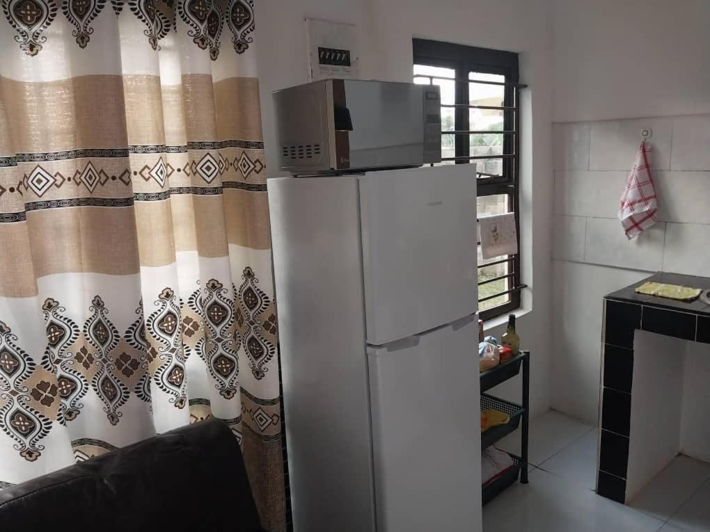 Emmrose Apartments Chingola Bagian luar foto